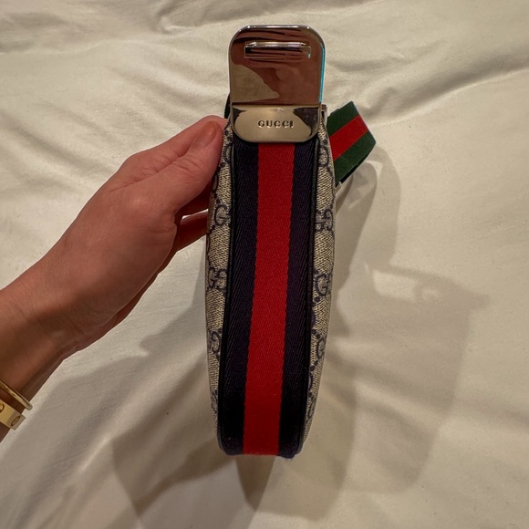 Brand New Gucci Attaché Small Shoulder Bag in Beige/Blue Supreme - Picture 2 of 5